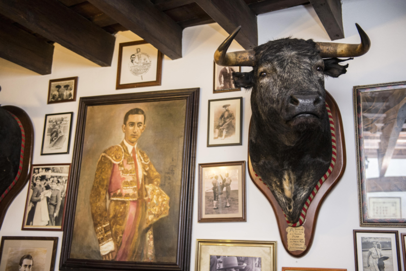 La mejor taberna en Córdoba: arte, historia y solera - Taberna Las Beatillas